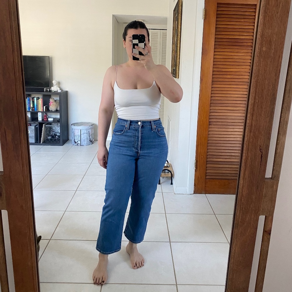 Levi’s Ribcage Ankle Jean Size 30